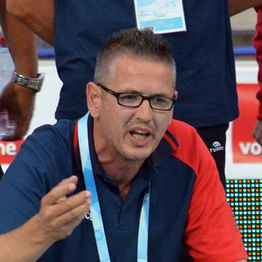 https://kofunjoclub.com/wp-content/uploads/2017/10/team_coach_01.jpg